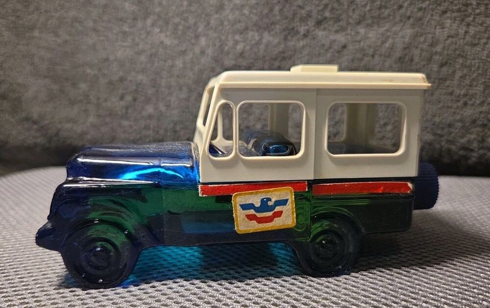 vintage Avon mail truck aftershave or cologne decanter